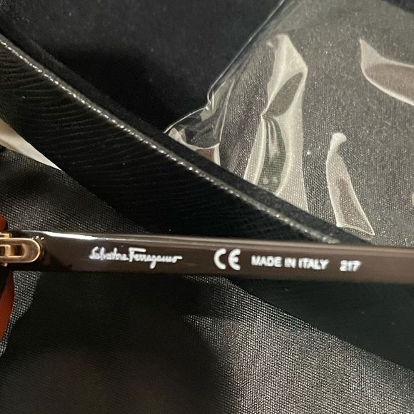 Salvatore Ferragamo Sunglasses - Picture 10 of 11